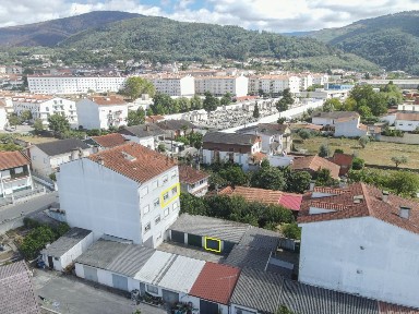 Apartamento T2 à venda na Rua 25 de Abril, 29