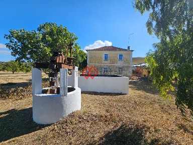 Quinta à venda em Santa Maria - Salvador - Santiago