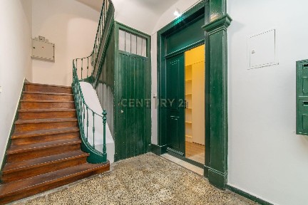 Apartamento T1 à venda no Bairro Alto