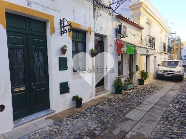 Andar de moradia à venda na Rua 1 de Dezembro, 26