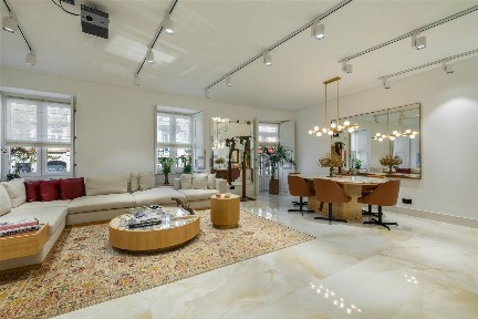 Apartamento T3 à venda na Travessa dos Inglesinhos, 2