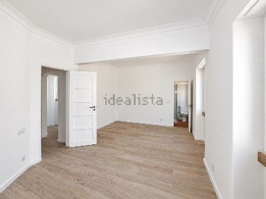 Apartamento T1 à venda na Santa Engrácia