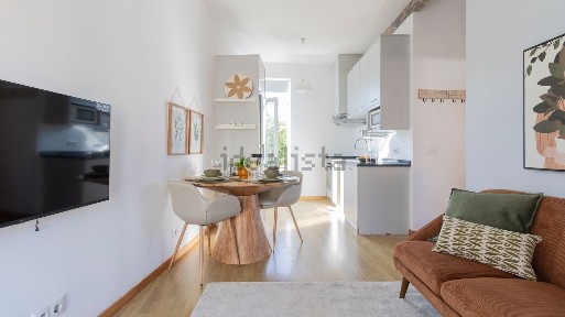Arrendamento de apartamento T2 na Rua Direita de Francos