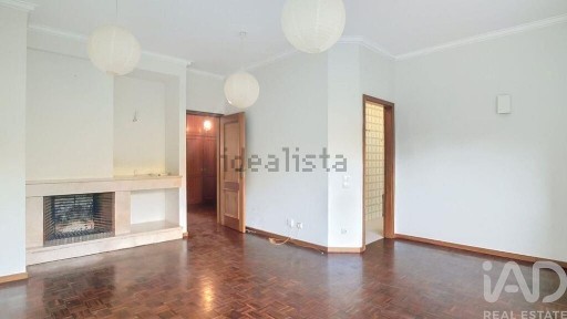 Apartamento T2 à venda no Centro de Ovar