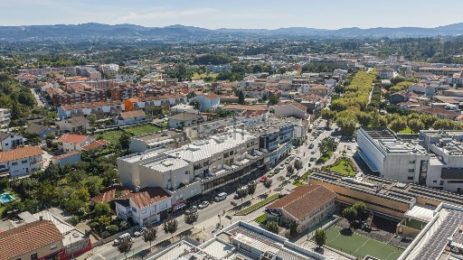 Apartamento T3 à venda na Avenida Doutor Bernardo Brito Ferreira s/n