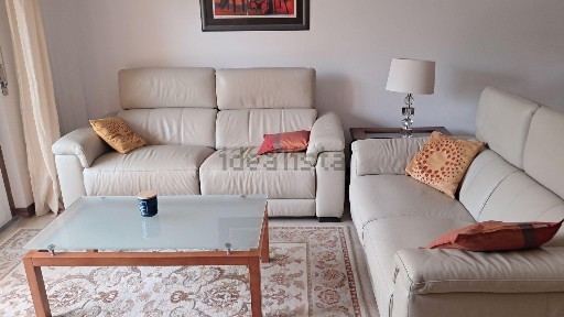Arrendamento de apartamento T2 na Costa da Guia