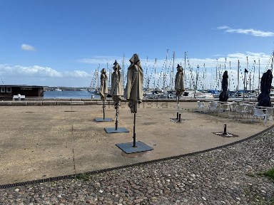 Arrendamento de espaço comercial no Passeio Neptuno
