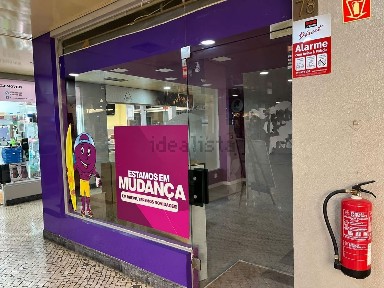 Arrendamento de espaço comercial na Rua Silva Tavares