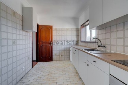 Arrendamento de apartamento T1 na Rua dos Olivais