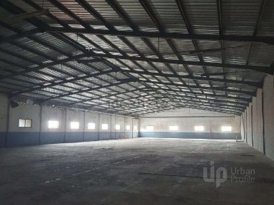Arrendamento de armazém em Juncal