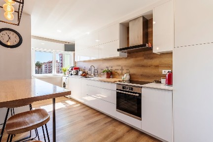 Apartamento T2 à venda na Rua Cidade de Faro, 9