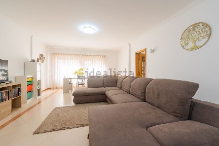 Apartamento T2 à venda na Massamá Norte