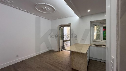 Apartamento T2 à venda na Travessa do Cabral s/n