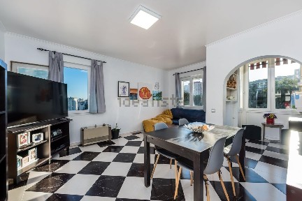 Apartamento T3 à venda na Praceta José Bento de Araújo, 1