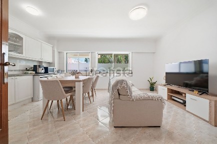 Apartamento T2 à venda na Rua Cidade de São Paulo, 46