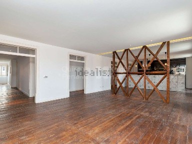 Apartamento T2 à venda na Mouraria - Castelo