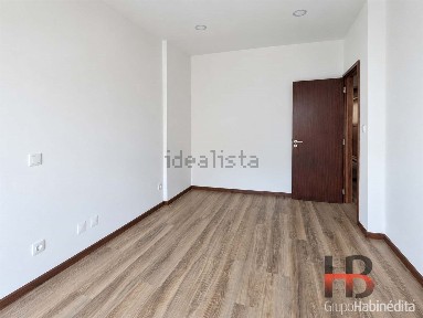Arrendamento de apartamento T2 na Combatentes - Costa Cabral