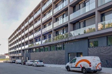 Arrendamento de apartamento T1 na Rua de Francisco Dantas, 56