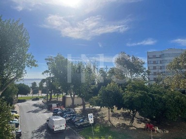Arrendamento de apartamento T1 na Alameda Alto da Barra