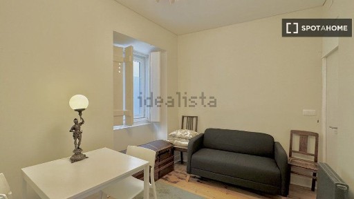 Arrendamento de apartamento T0 na Rua do Terreirinho