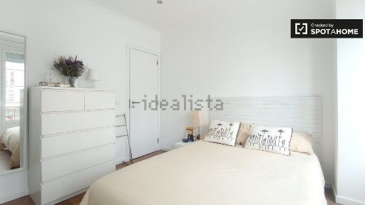 Arrendamento de apartamento T2 na Rua Policarpo Anjos