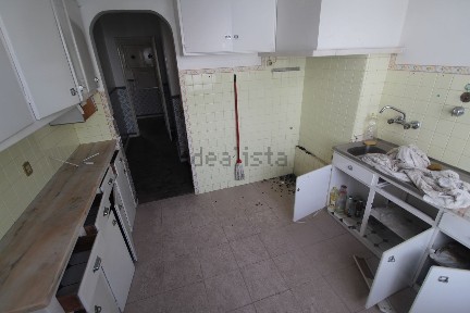 Arrendamento de apartamento T2 na Rua do Conde de Redondo s/n