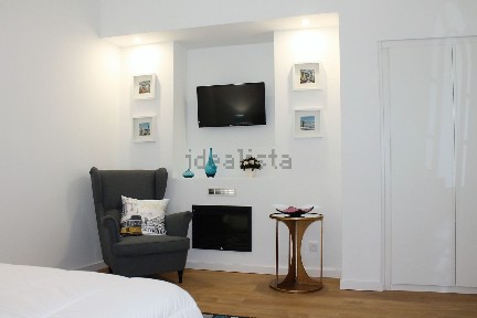 Arrendamento de apartamento T1 na Travessa Alcaide, 19