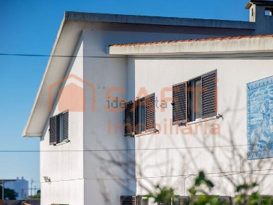 Moradia independente à venda em São João das Lampas