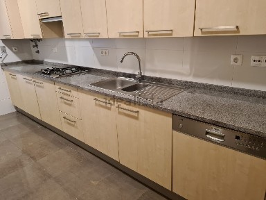 Arrendamento de apartamento T1 na Rua da Fitela