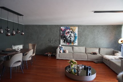 Arrendamento de apartamento T3 na Rua Roberto Ivens