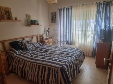 Apartamento T1 à venda na Rua João Simões Tavares
