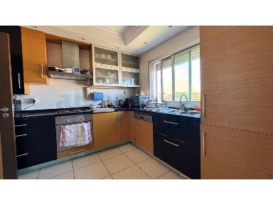 Apartamento T2 à venda na Rua Sophia de Melo Breyner Andresen, 3 e