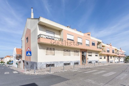 Apartamento T3 à venda na Rua do Ouro