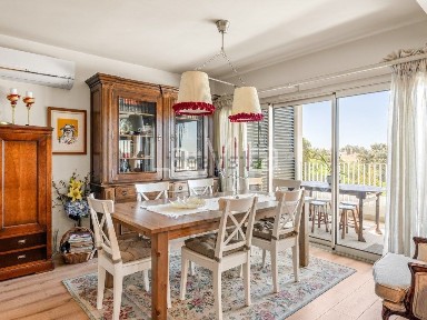 Apartamento T3 à venda na Rua Engenheiro Viana Batista