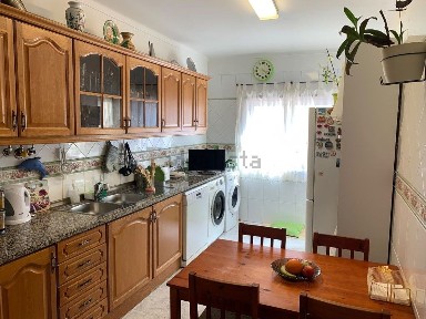 Apartamento T3 à venda na Rua da Quinta da Praia