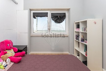 Apartamento T3 à venda na Rua José Joaquim Marques