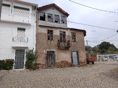 Moradia independente à venda em Parada