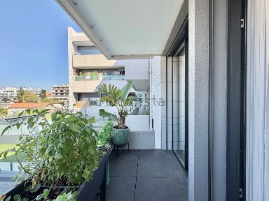 Apartamento T3 à venda na Travessa José Maria Alves