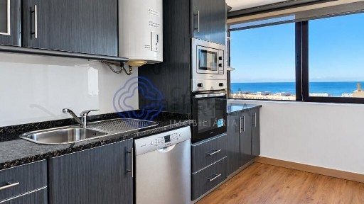 Apartamento T1 à venda na Avenida Repatriamento dos Poveiros, 637