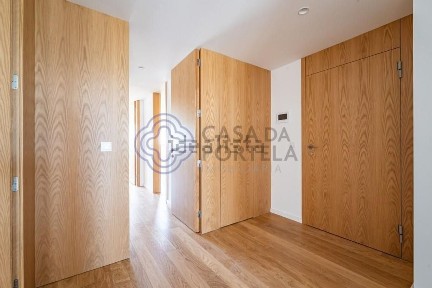 Apartamento T2 à venda na Vereda José Carlos de Matos, 160