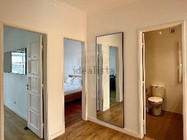 Arrendamento de apartamento T2 na Rua Trindade Coelho