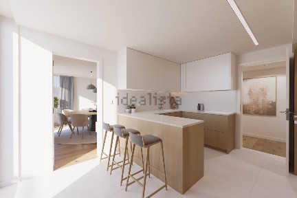 Apartamento T1 à venda na Avenida Sacadura Cabral, 23