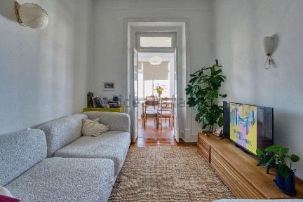 Apartamento T2 à venda na Rua Capitão Roby