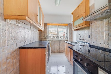 Apartamento T4 à venda na Praceta Professor Doutor Bento de Jesus Caraça