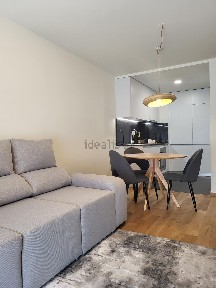 Arrendamento de apartamento T1 na Travessa Doutor Barros, 333
