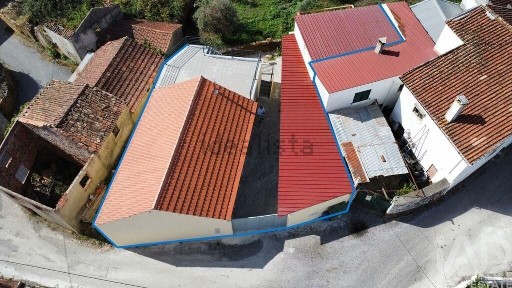 Moradia independente à venda em Pedrógão Grande