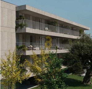 Apartamento T1 à venda na Travessa de Requesende, 220