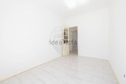Carnide, Bairro Novo, Rua Guiomar Torresão