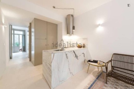 Arrendamento de apartamento T1 na Rua do Almada