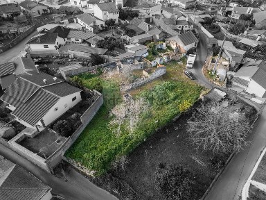 Moradia independente à venda em Maceira